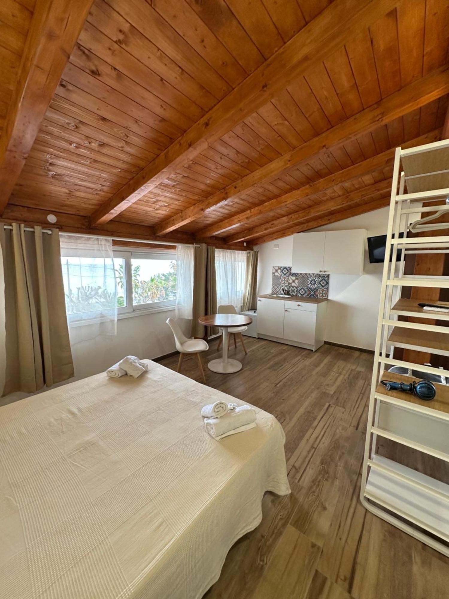 B&B Villa Sul Mare Melito Di Porto Salvo Eksteriør billede