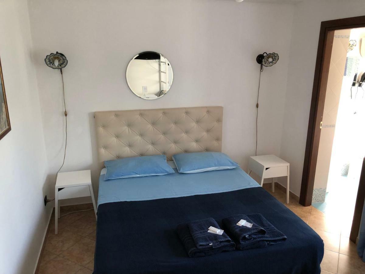 B&B Villa Sul Mare Melito Di Porto Salvo Eksteriør billede